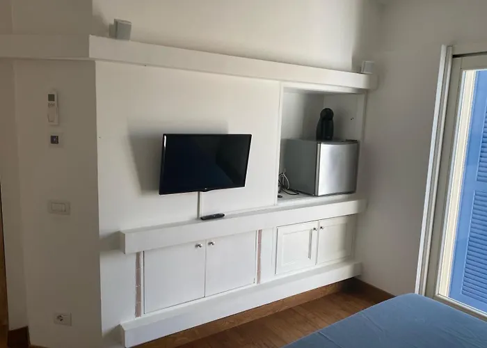 Seaside Elegance 50m From The Будинок відпочинку